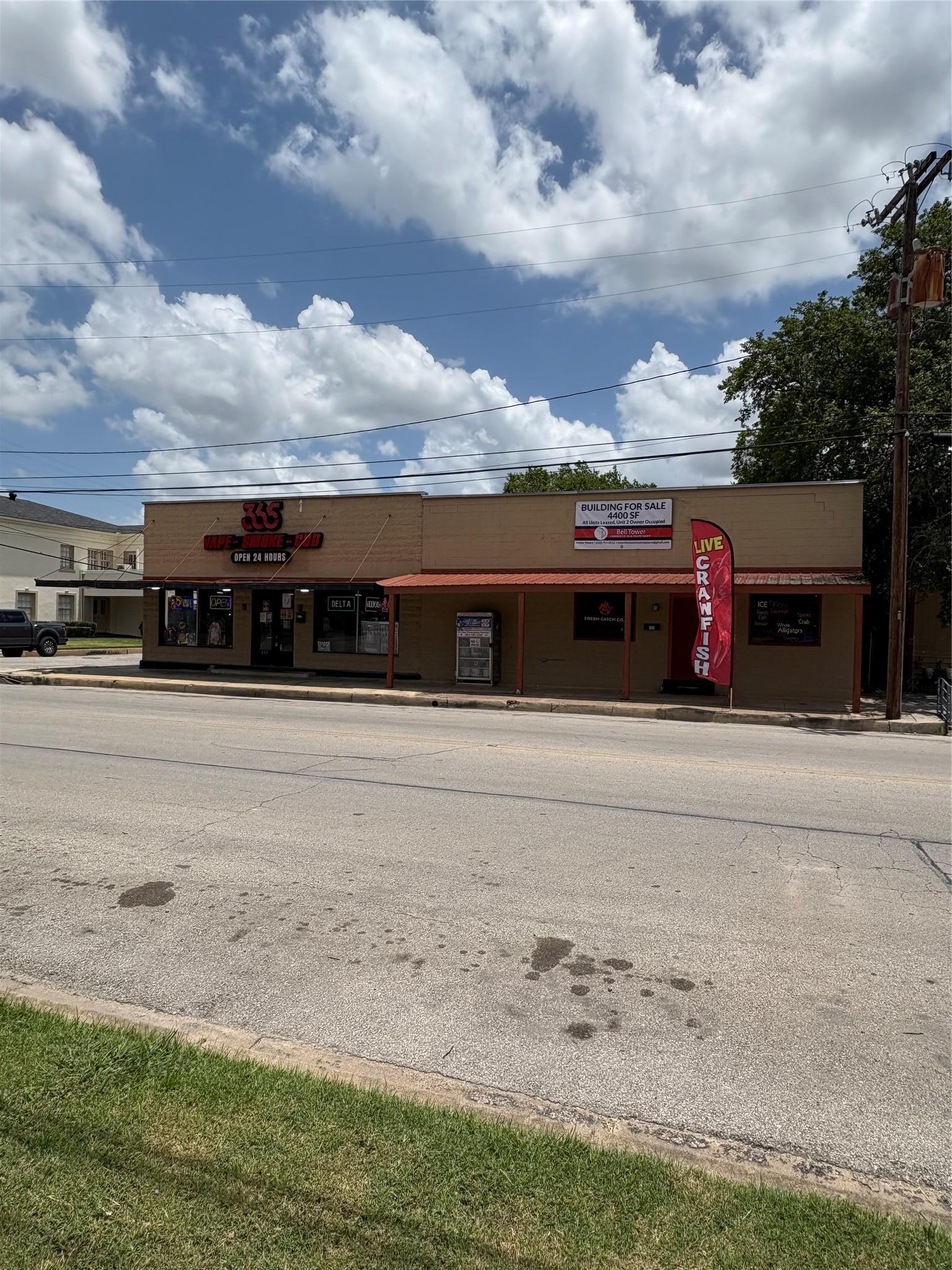 830 Saint Paul Street Gonzales TX 78629