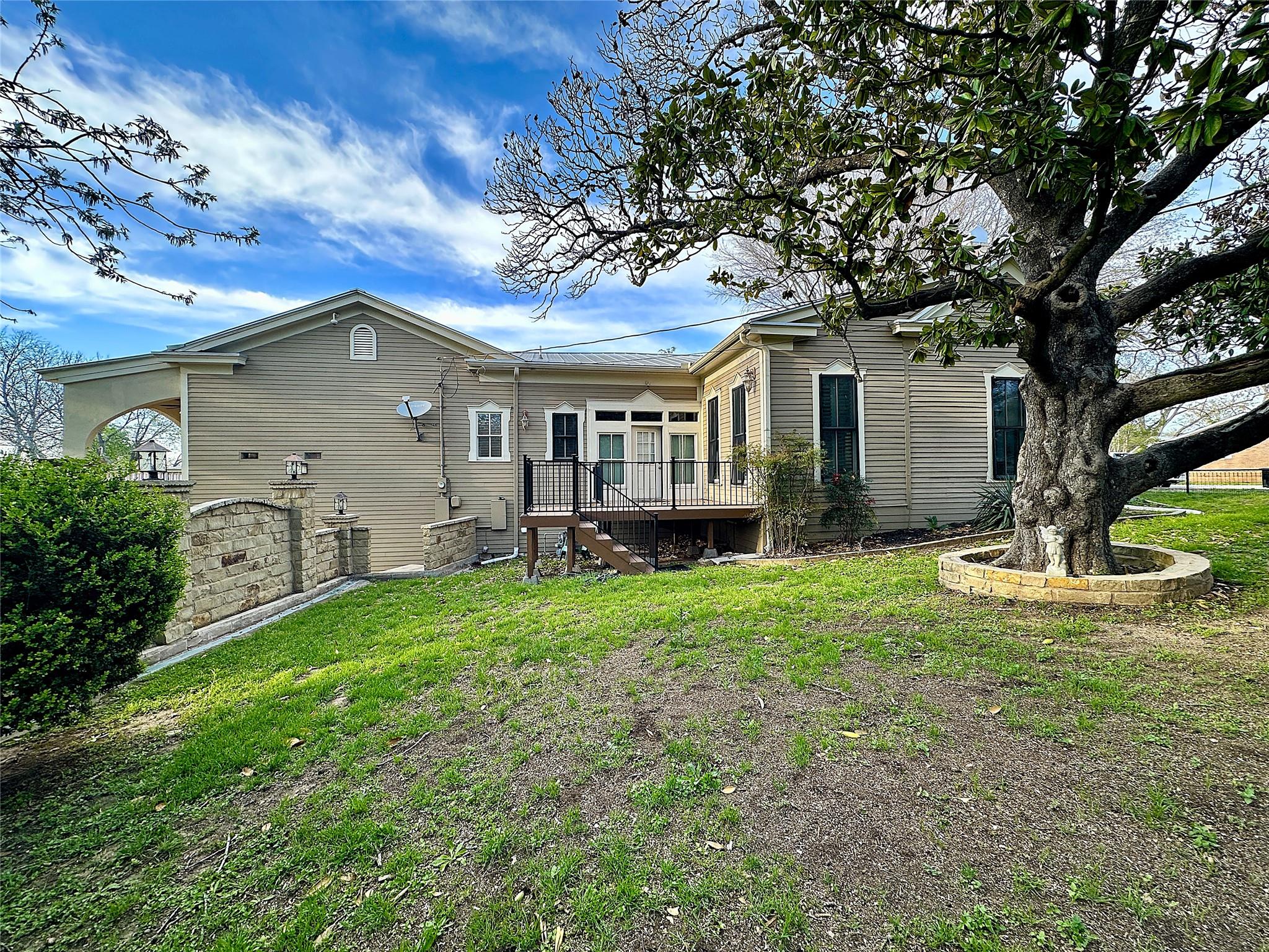 802 Main Street Bastrop TX 78602