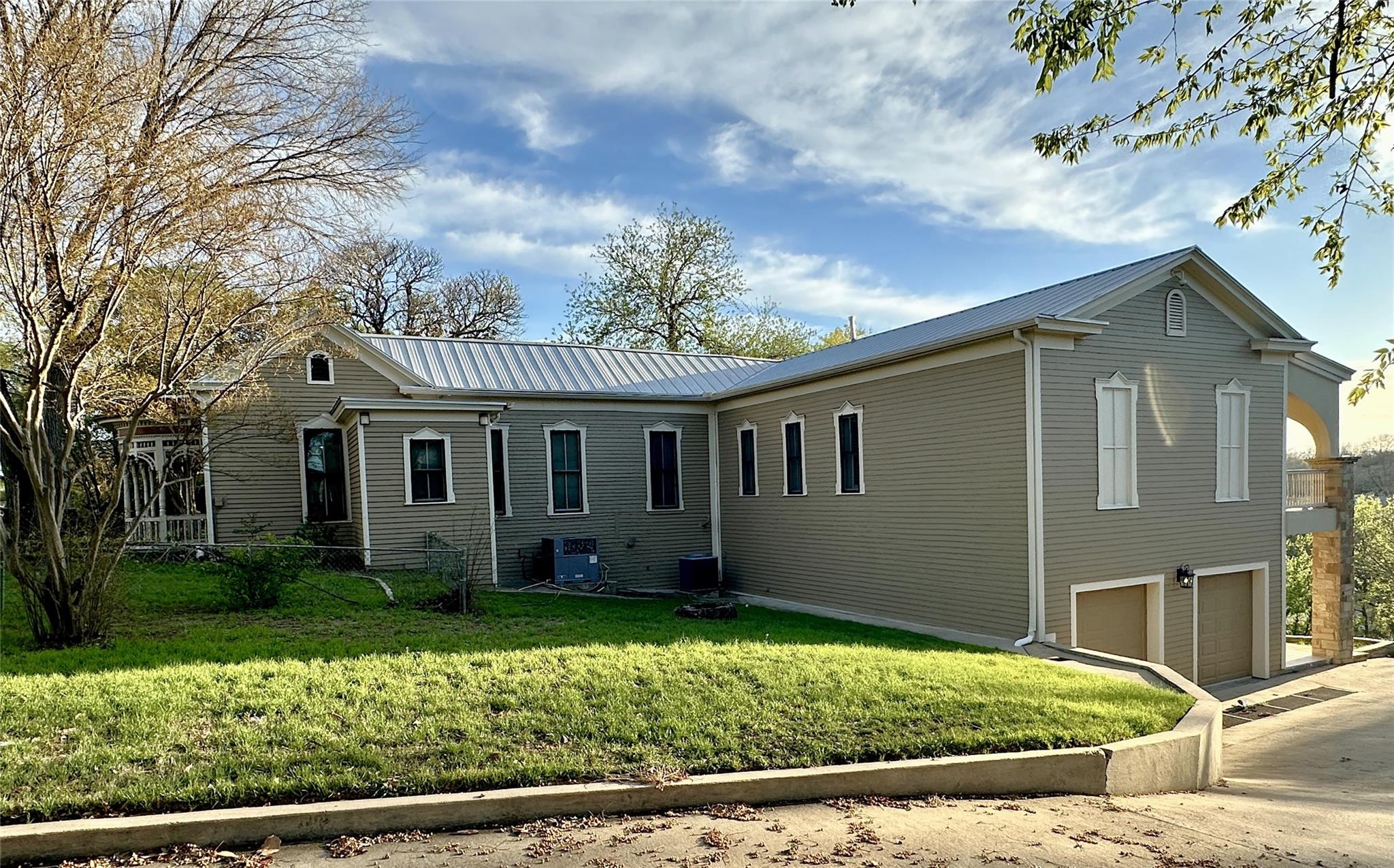 802 Main Street Bastrop TX 78602