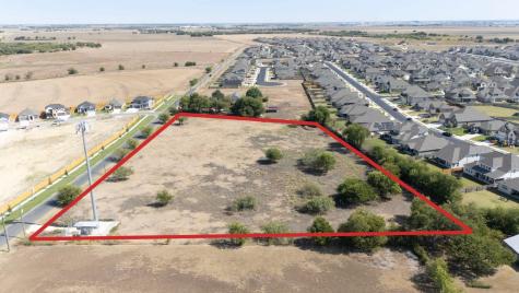 828 County Road 132 Hutto TX 78634