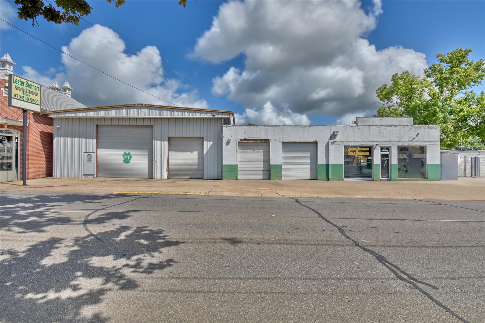 307 E Alamo Street Brenham TX 77833