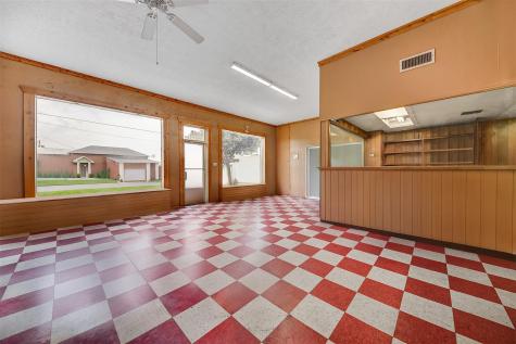 307 E Alamo Street Brenham TX 77833
