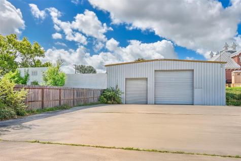 307 E Alamo Street Brenham TX 77833