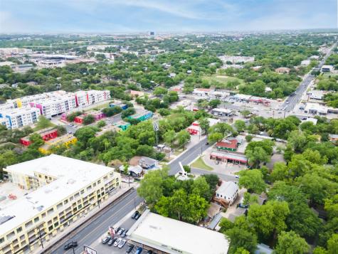2216 S 1st Street Austin TX 78704