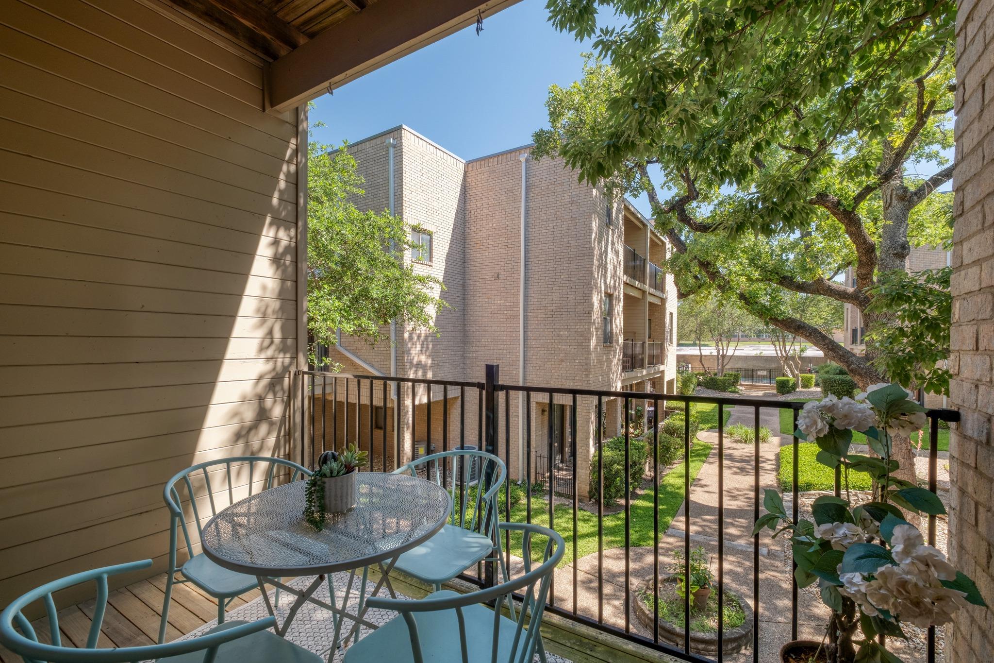 611 E 45th Street Austin TX 78751