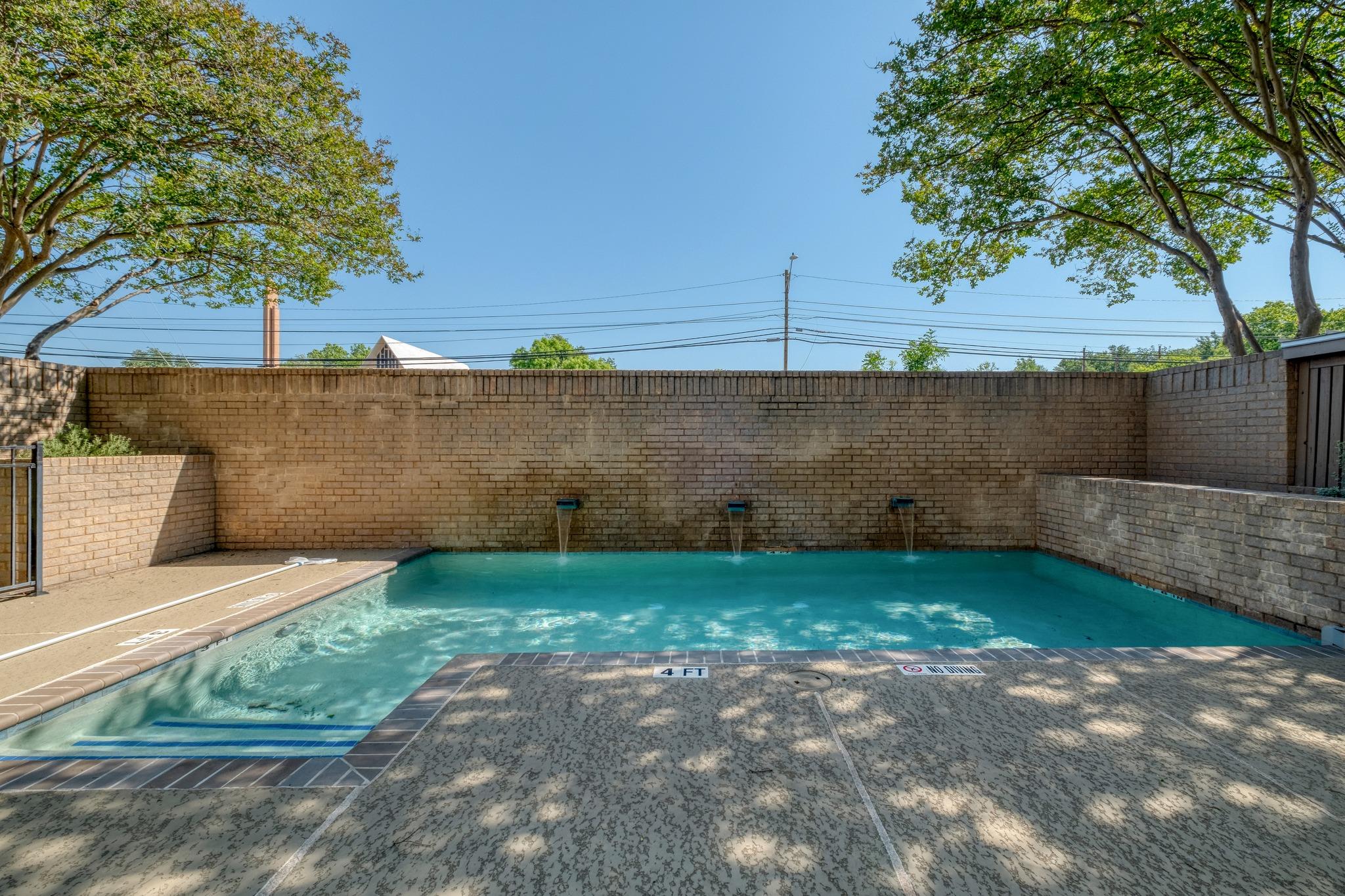 611 E 45th Street Austin TX 78751