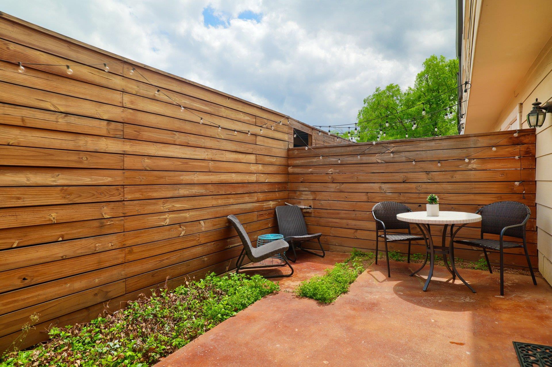 6628 E Hill Drive Austin TX 78731