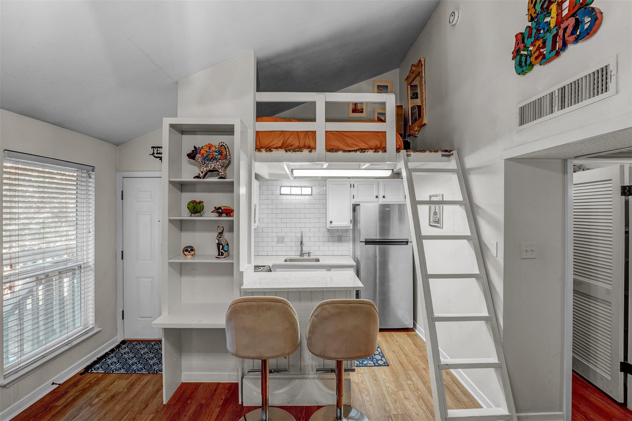 1000 W 26th Street Austin TX 78705