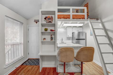 1000 W 26th Street Austin TX 78705