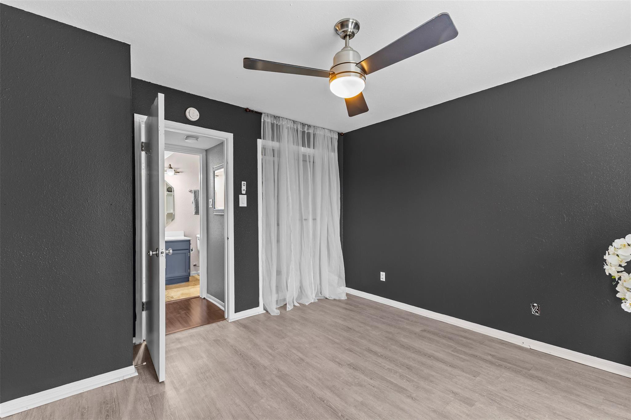 2450 Wickersham Lane Austin TX 78741