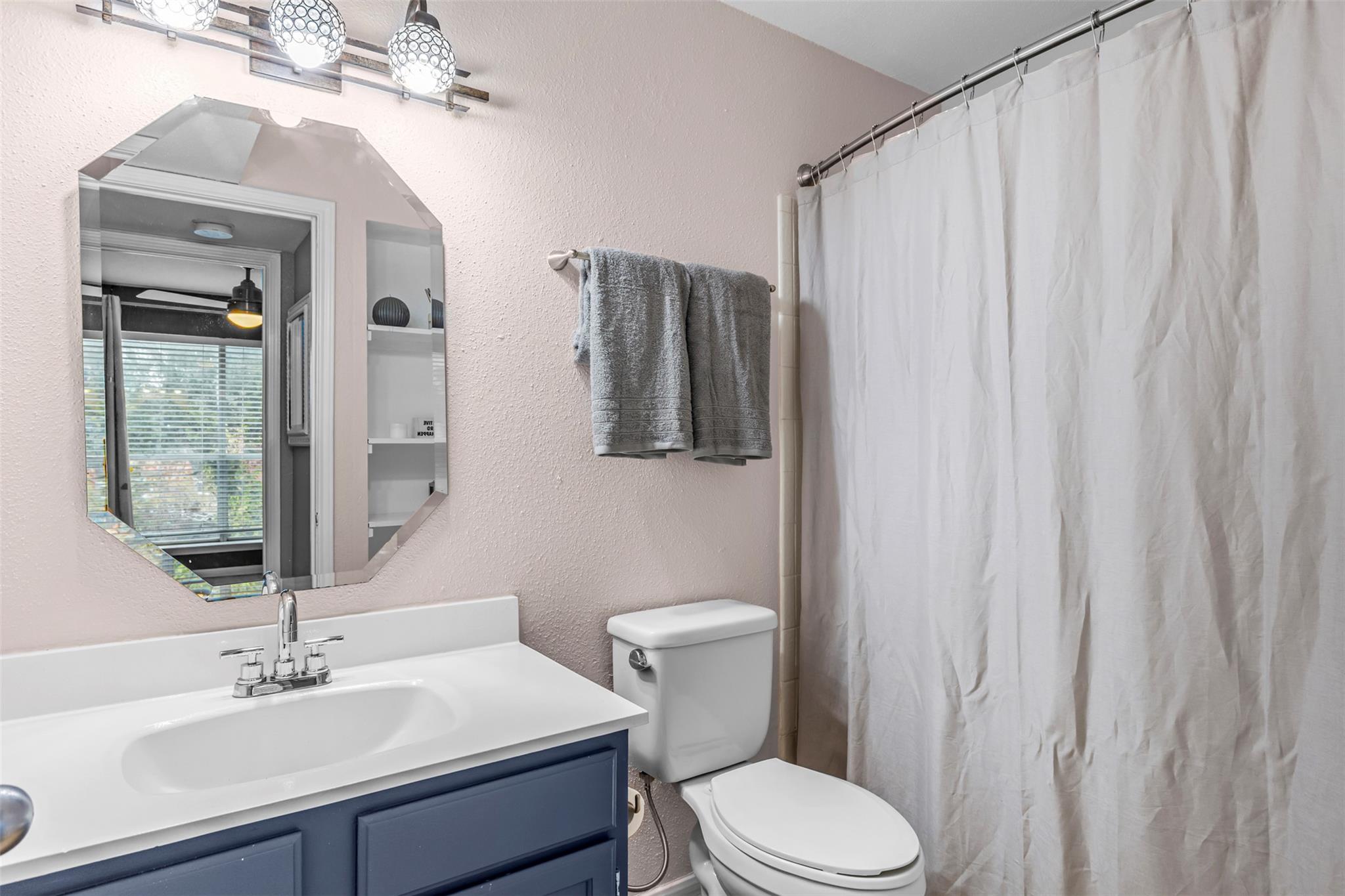 2450 Wickersham Lane Austin TX 78741