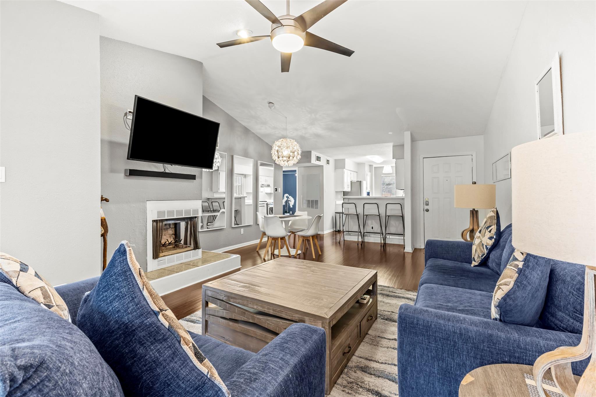 2450 Wickersham Lane Austin TX 78741
