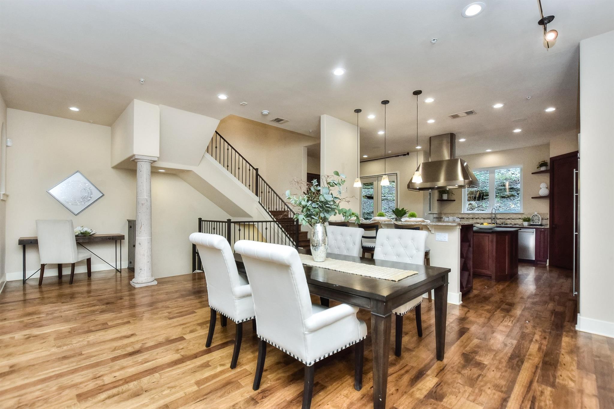 1529 Barton Springs Road Austin TX 78704
