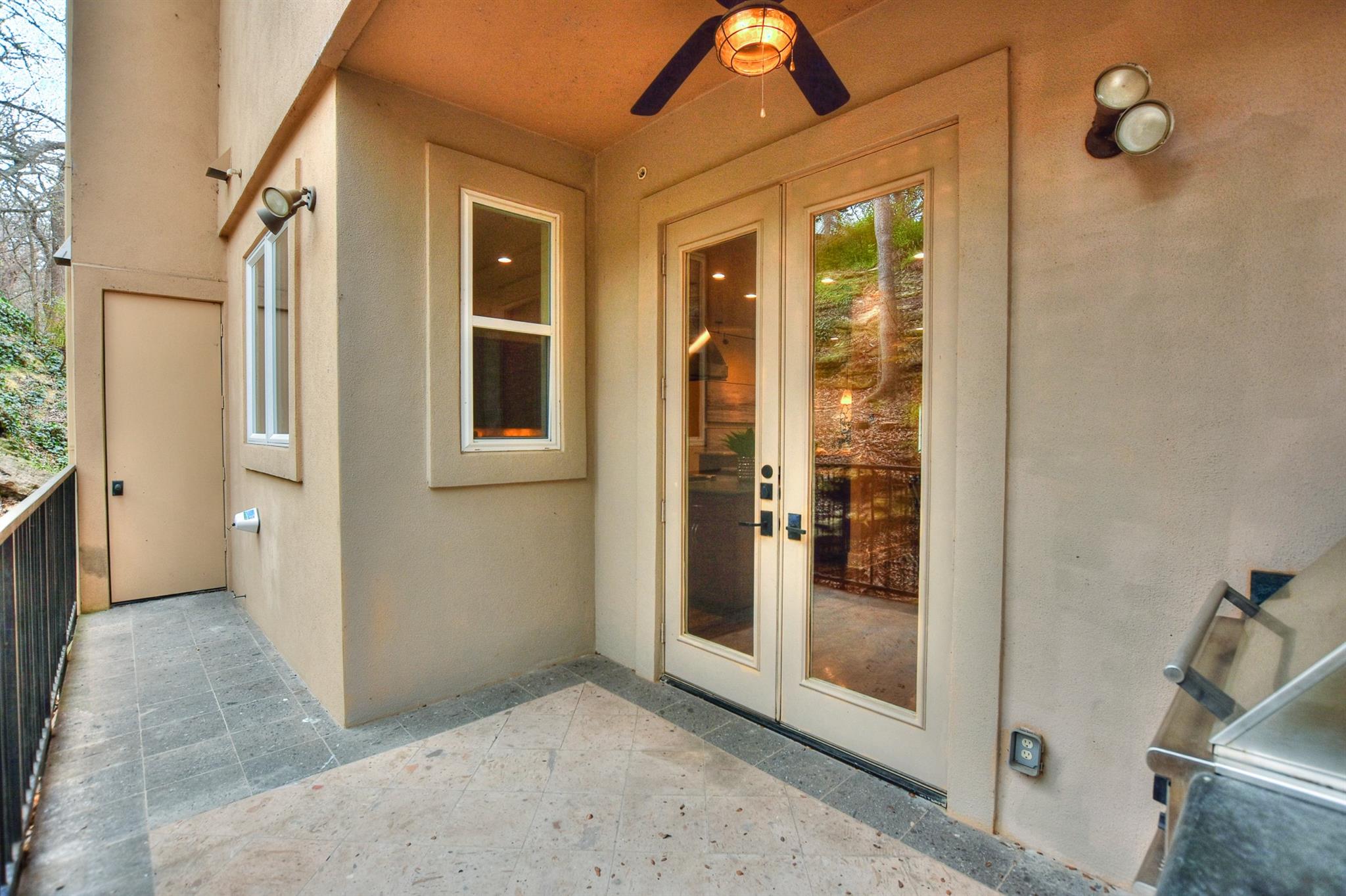1529 Barton Springs Road Austin TX 78704