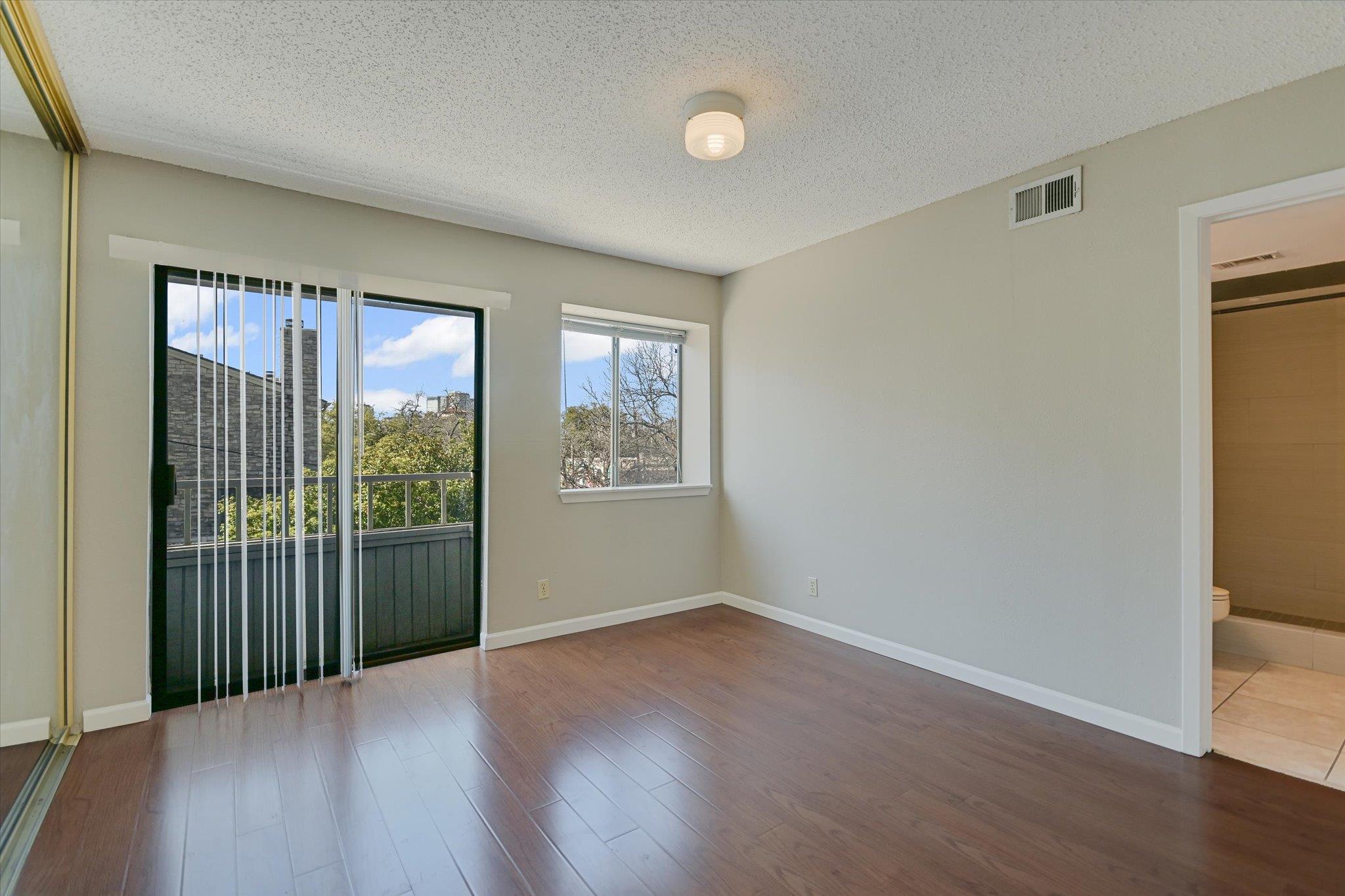 3115 Helms Street Austin TX 78705