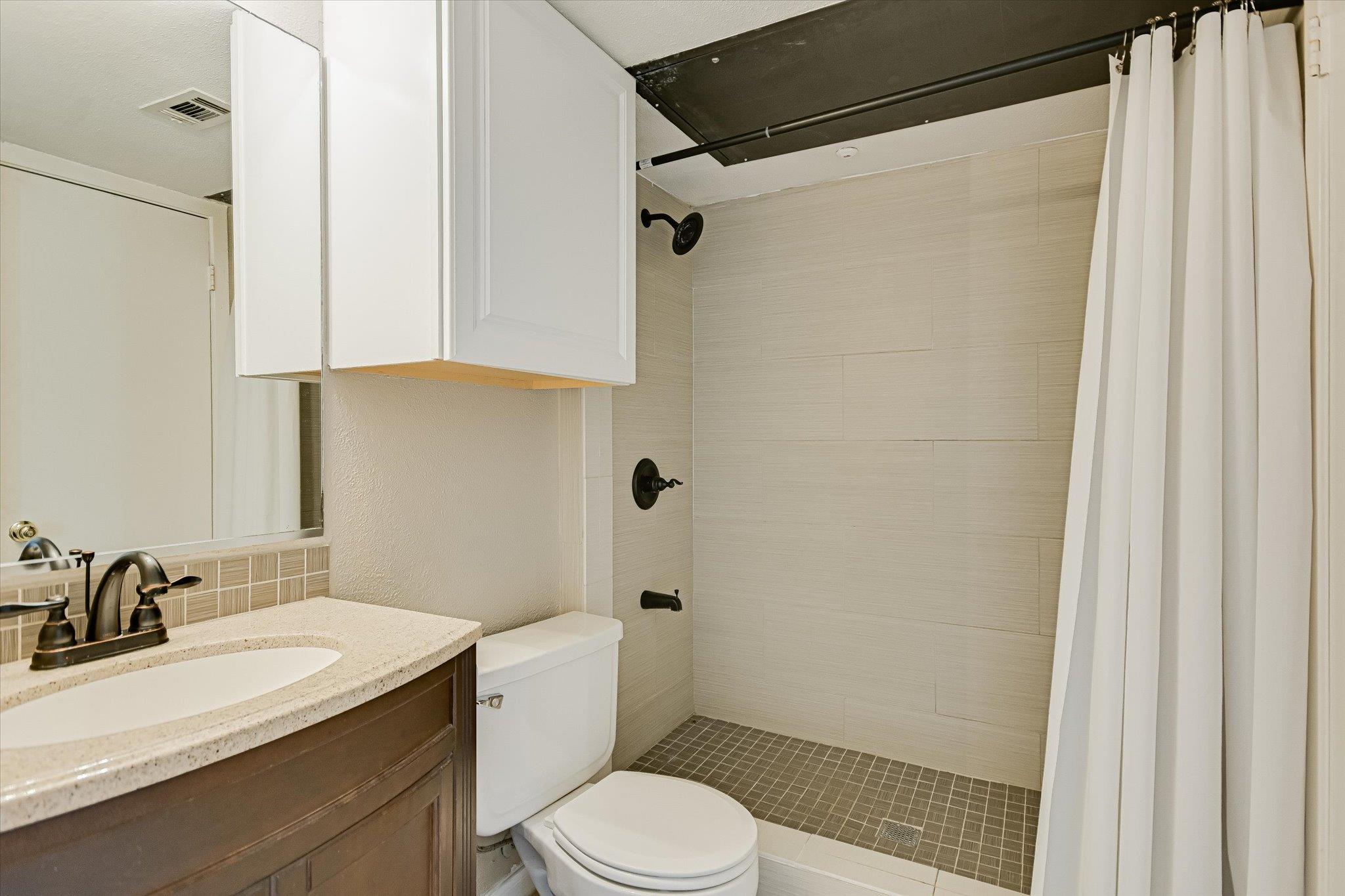 3115 Helms Street Austin TX 78705
