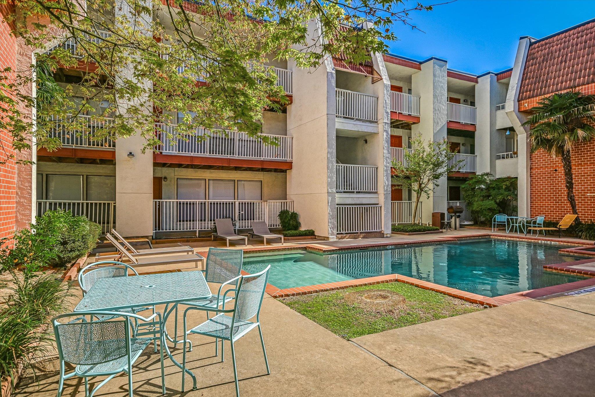 3115 Helms Street Austin TX 78705
