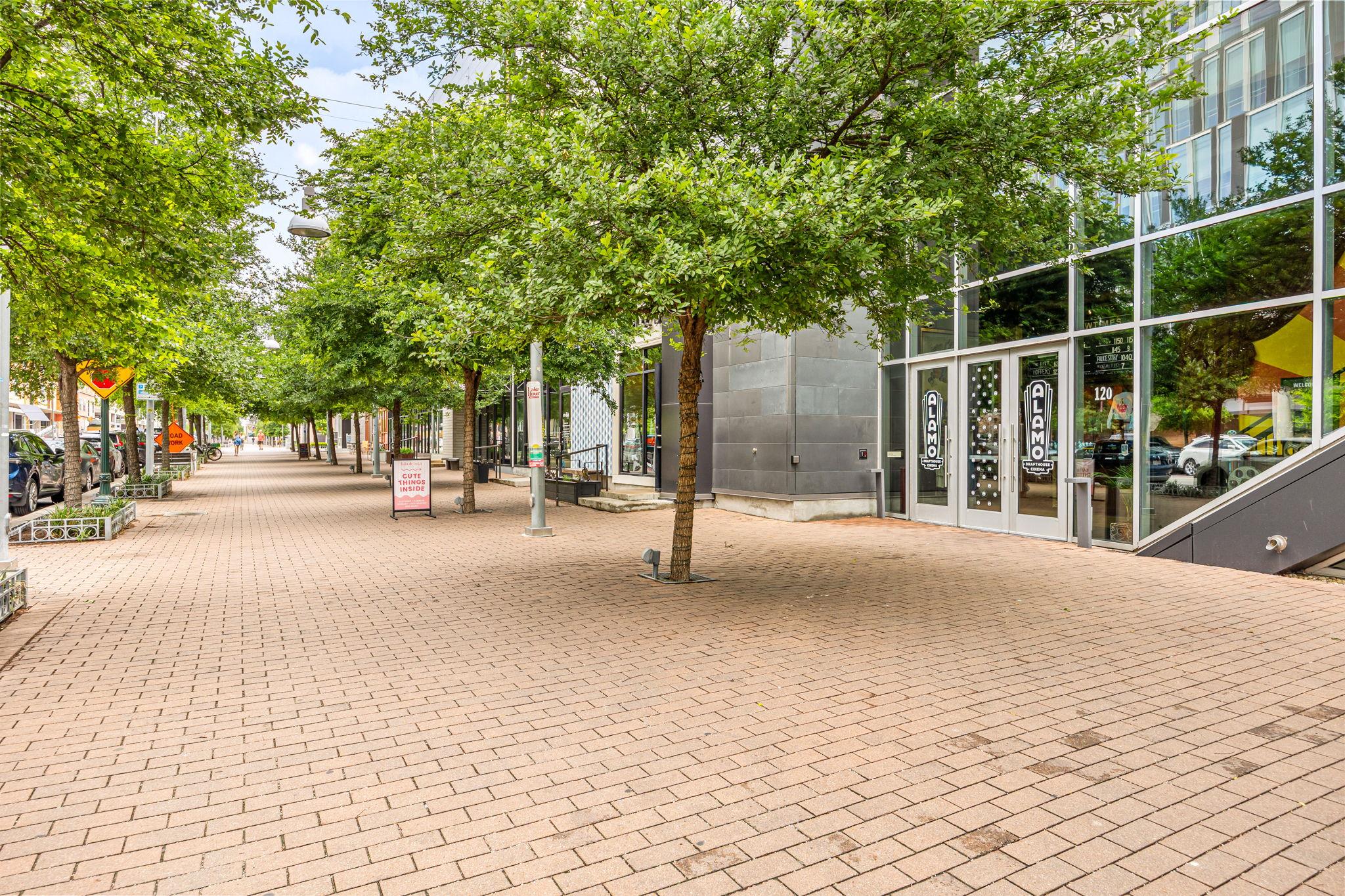 2409 Simond Avenue Austin TX 78723