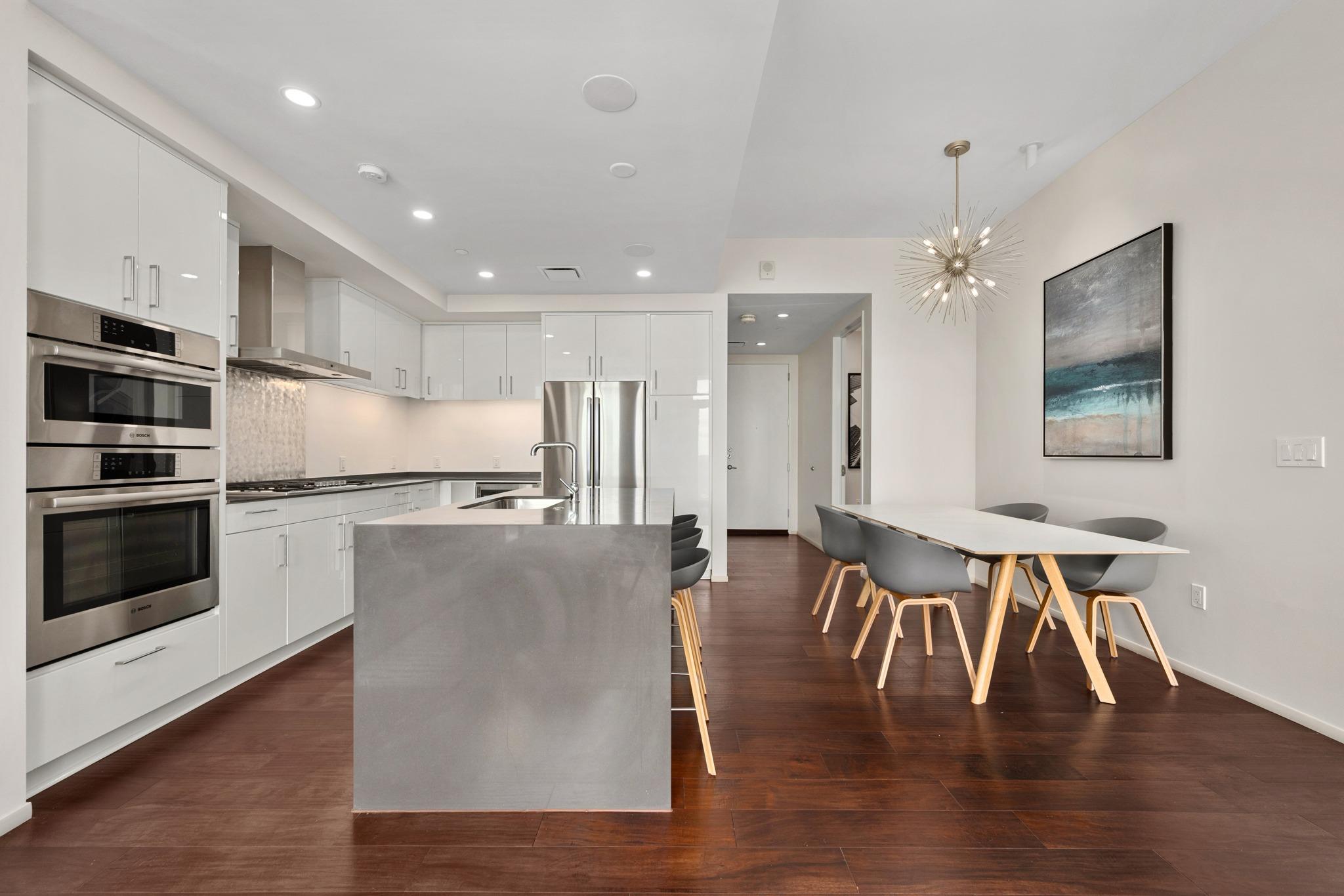 301 West Avenue Austin TX 78701