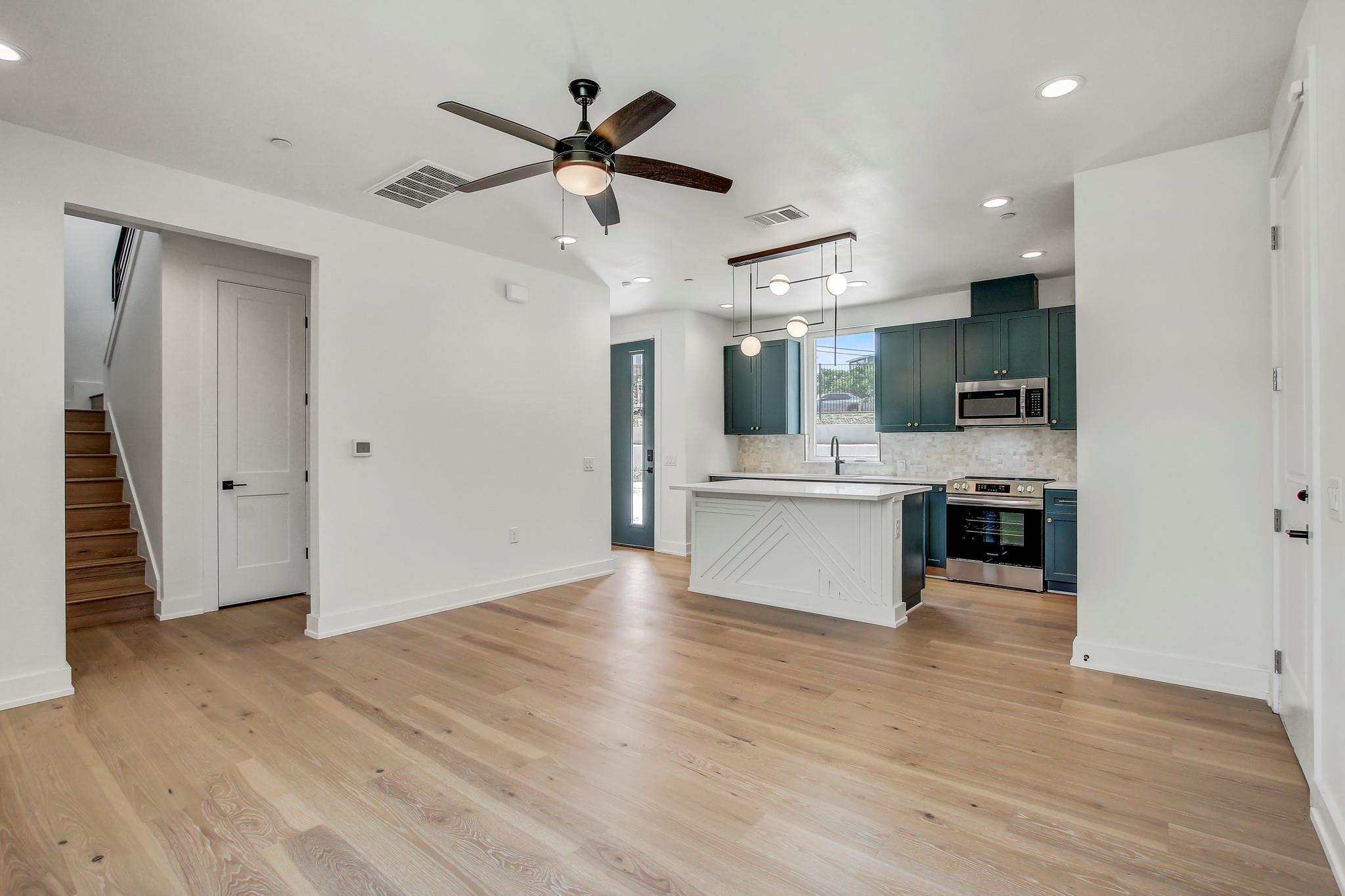 4127 E 12th Street Austin TX 78721