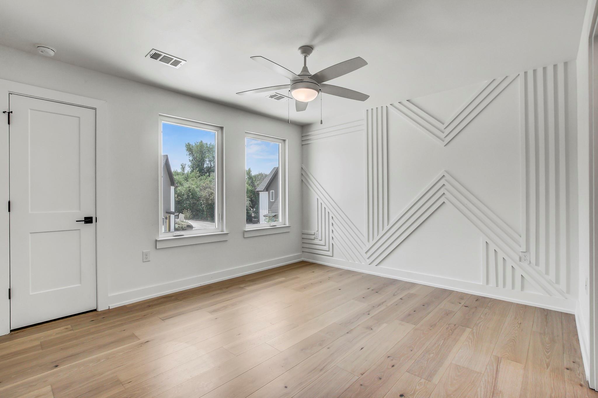 4127 E 12th Street Austin TX 78721