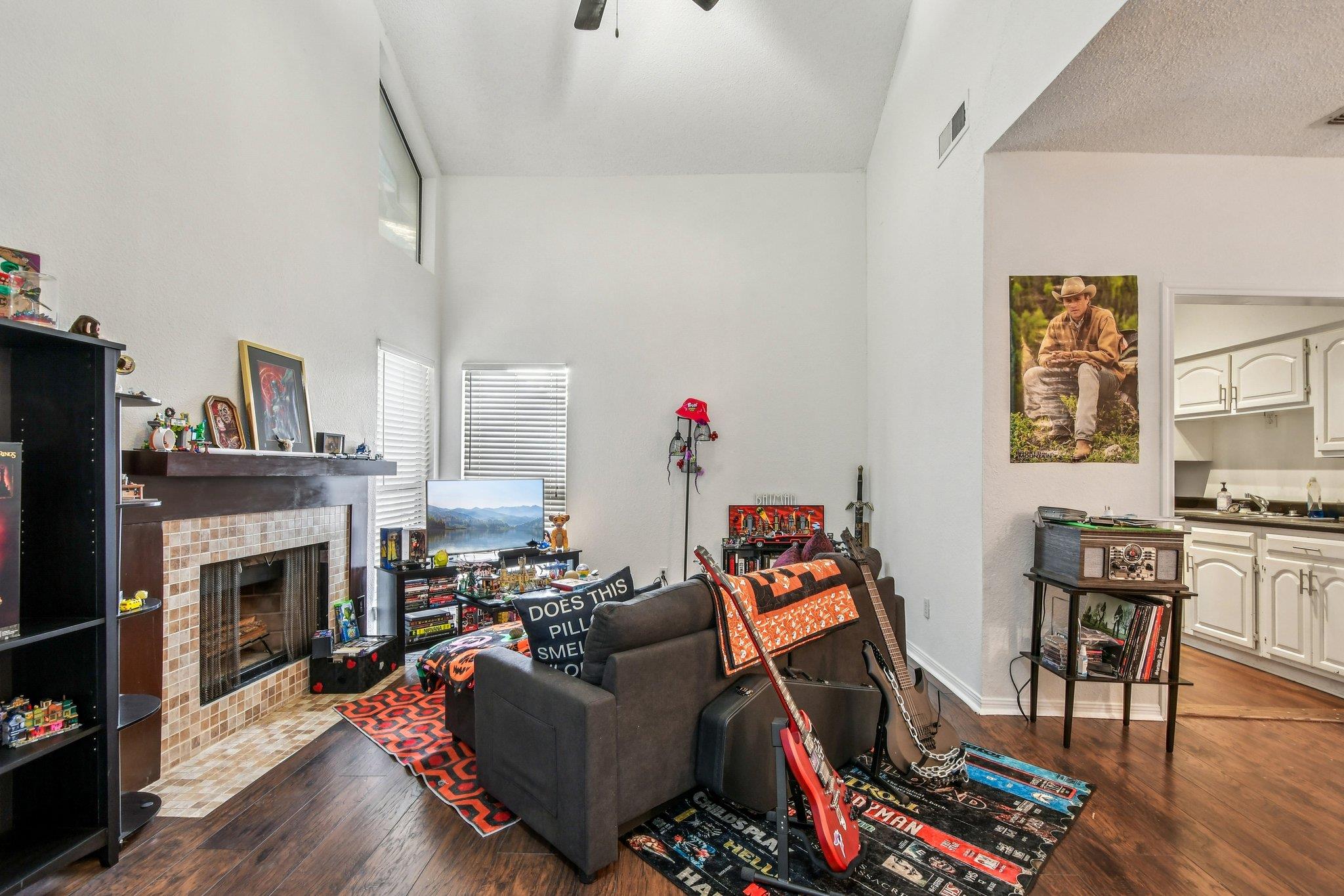 1910 Robbins Place Austin TX 78705