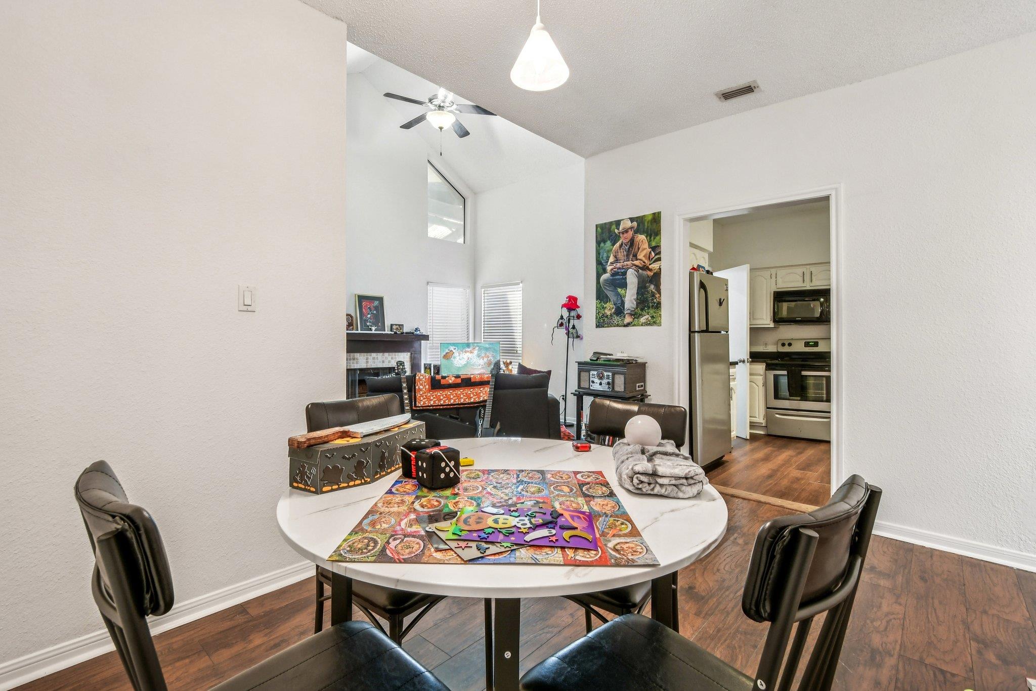 1910 Robbins Place Austin TX 78705