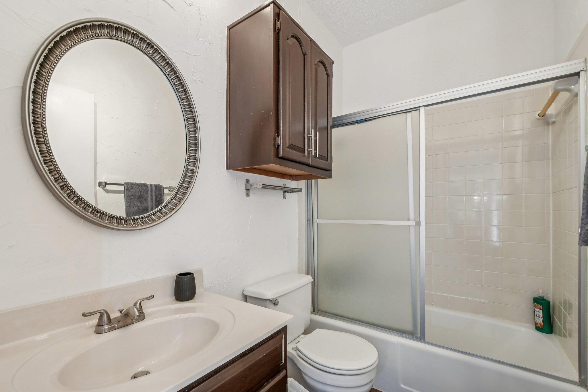 1910 Robbins Place Austin TX 78705