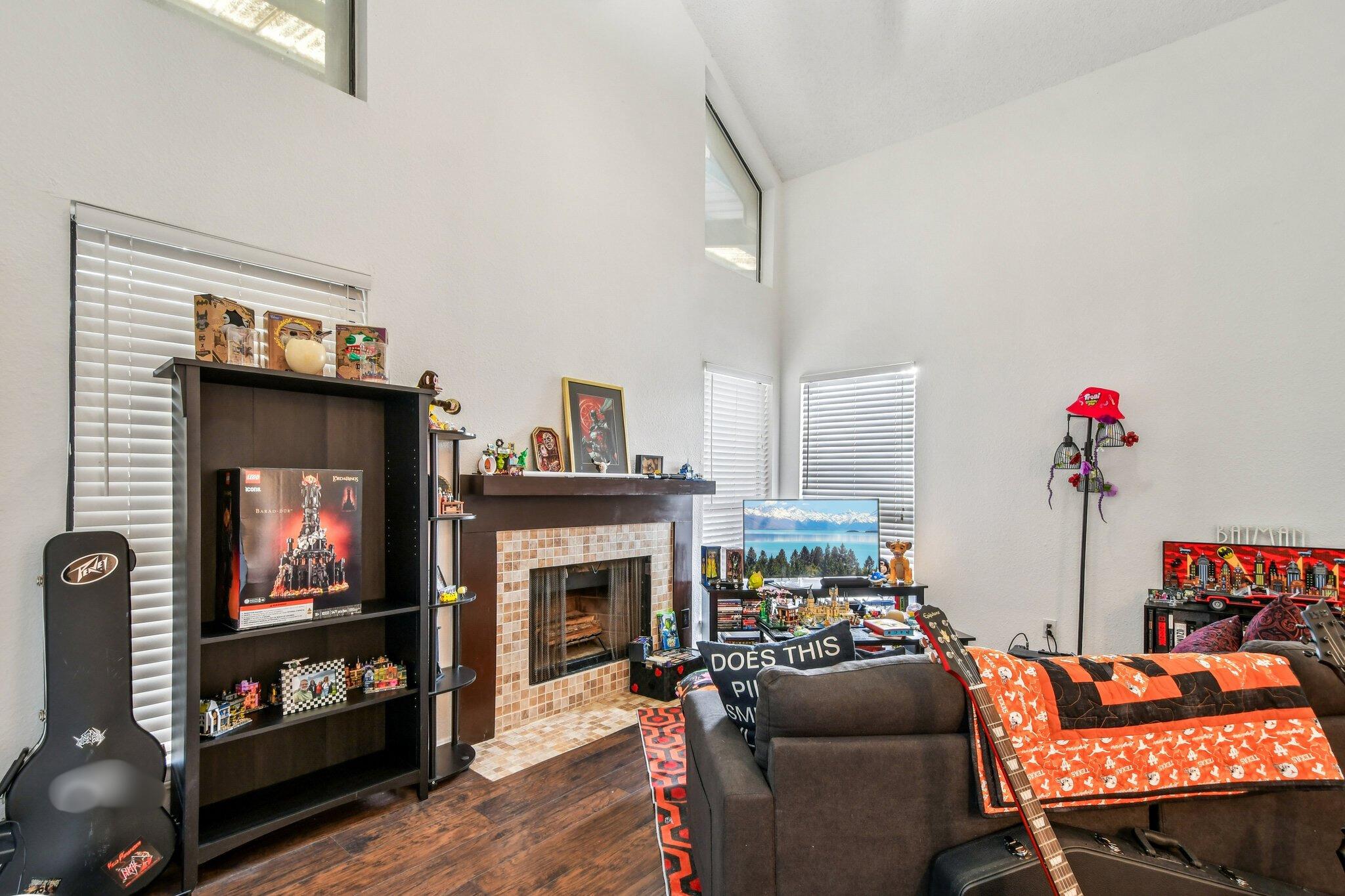 1910 Robbins Place Austin TX 78705