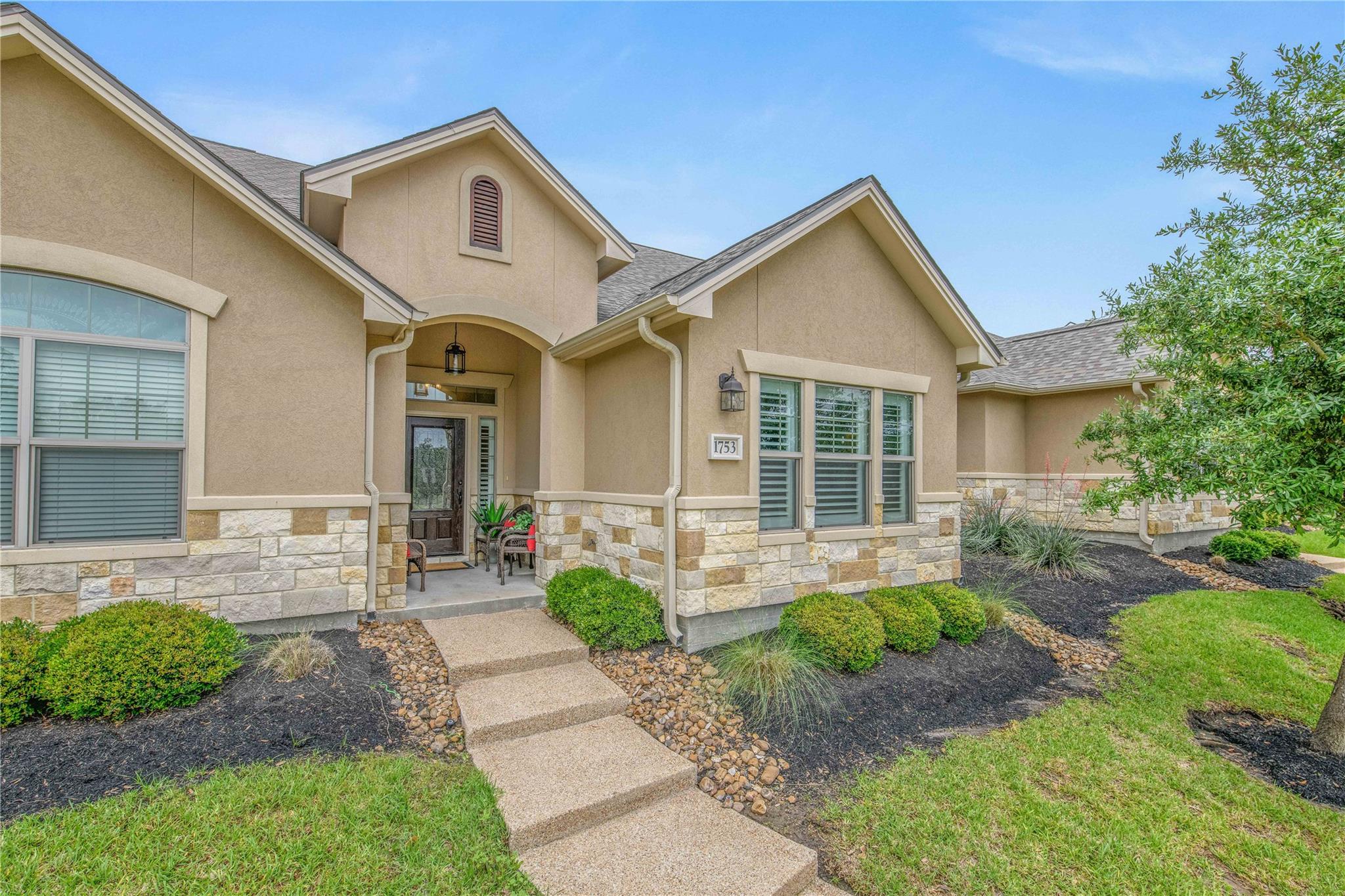 1753 Summit Crossing Lane College Station TX 77845