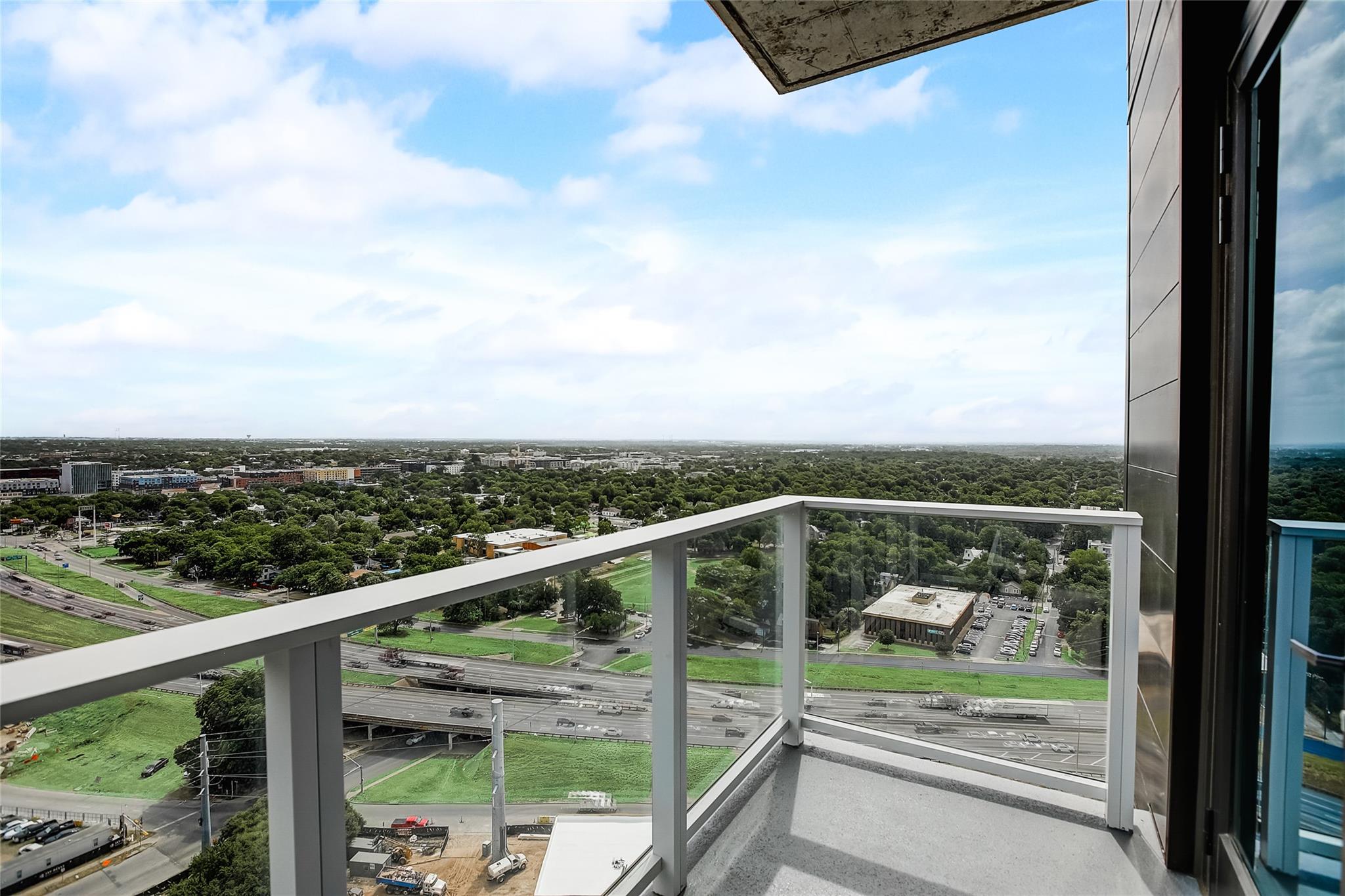 48 East Avenue Austin TX 78701