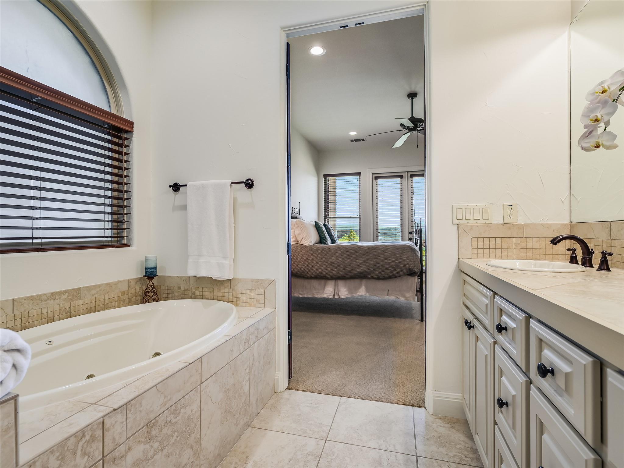 17545 E Reed Parks Road Jonestown TX 78645