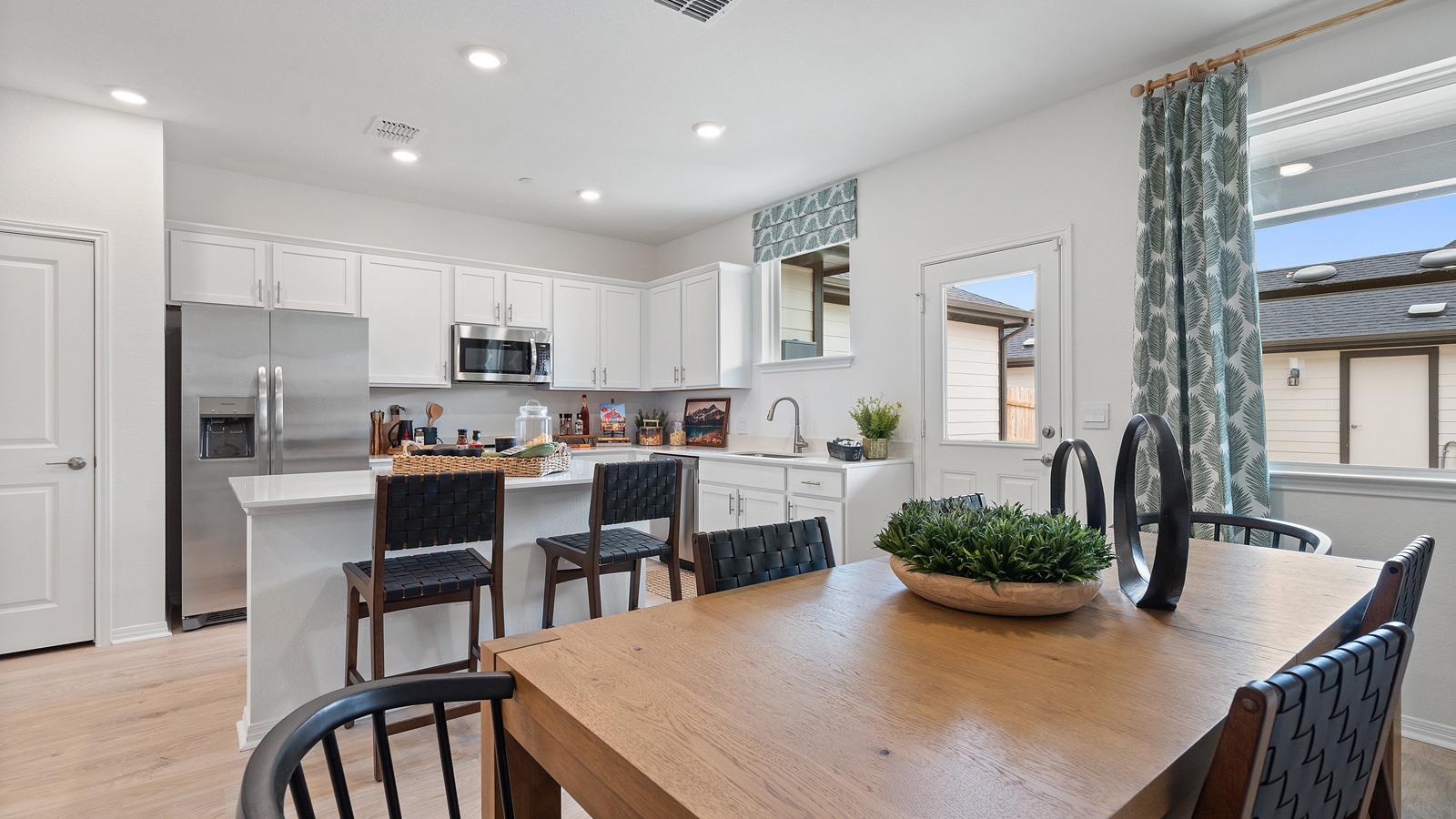 2518 Violet Theo Lane Round Rock TX 78665