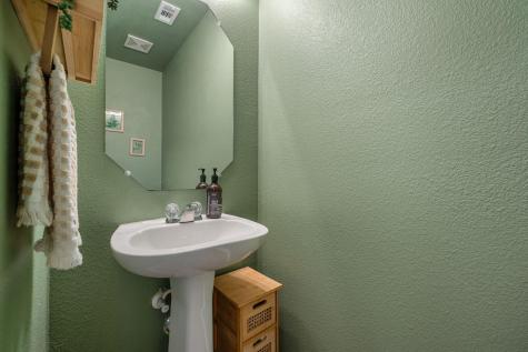 709 N Cascades Avenue Pflugerville TX 78660