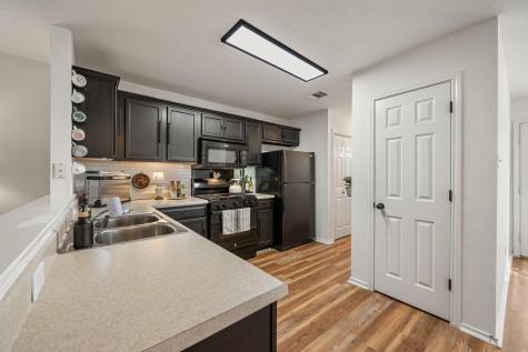 709 N Cascades Avenue Pflugerville TX 78660
