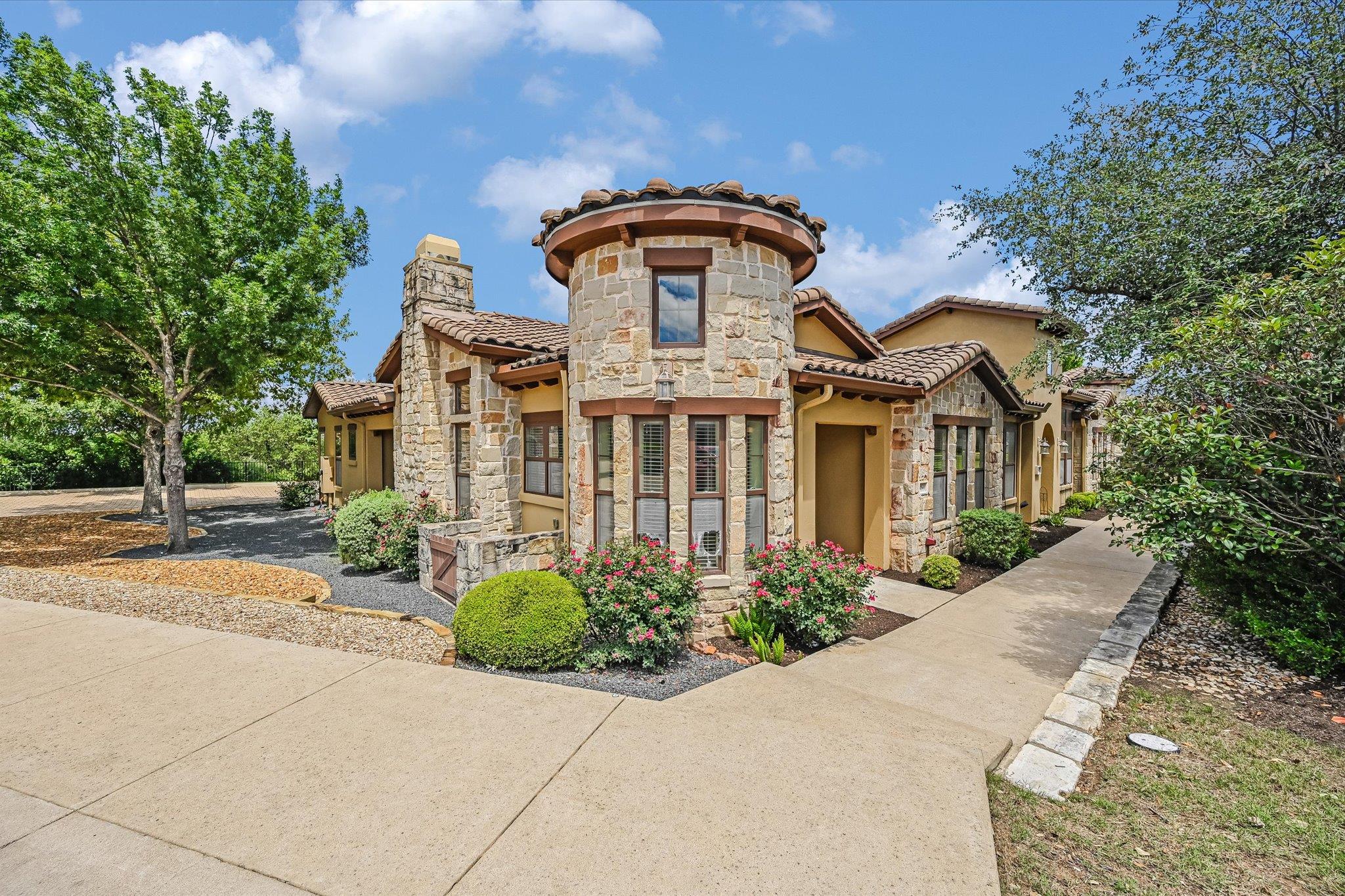 103 Rivalto Circle Lakeway TX 78734