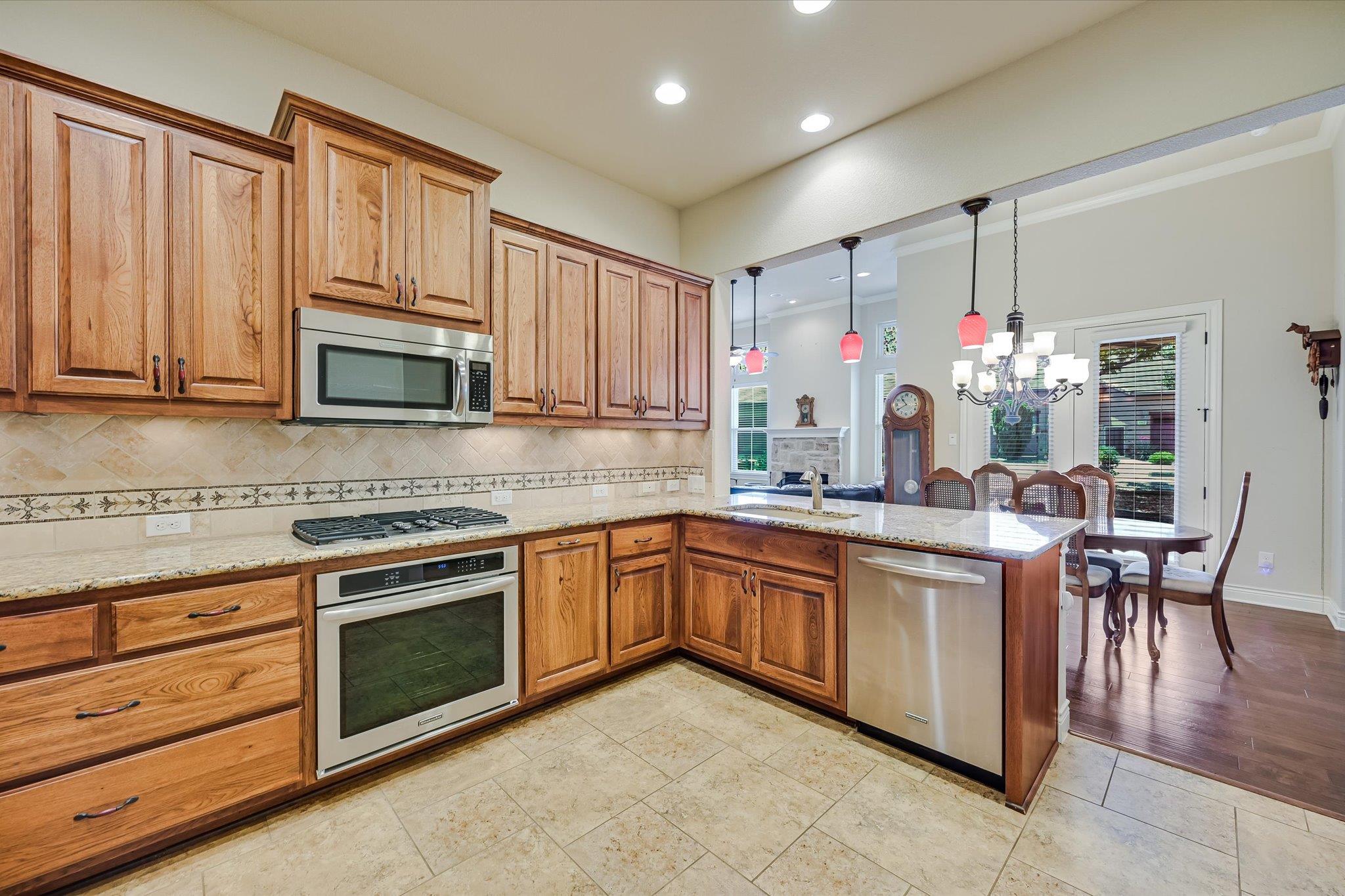 103 Rivalto Circle Lakeway TX 78734