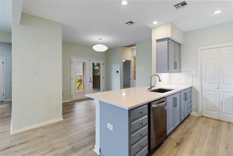 5512 Oakwood Cove Austin TX 78731
