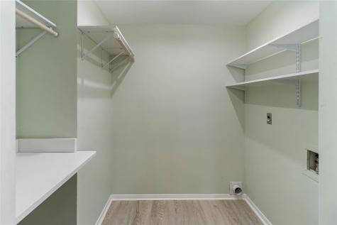 5512 Oakwood Cove Austin TX 78731