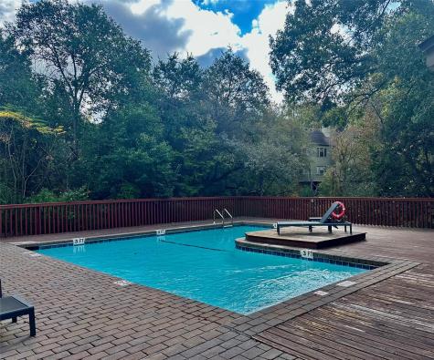 5512 Oakwood Cove Austin TX 78731