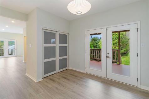 5512 Oakwood Cove Austin TX 78731