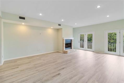 5512 Oakwood Cove Austin TX 78731