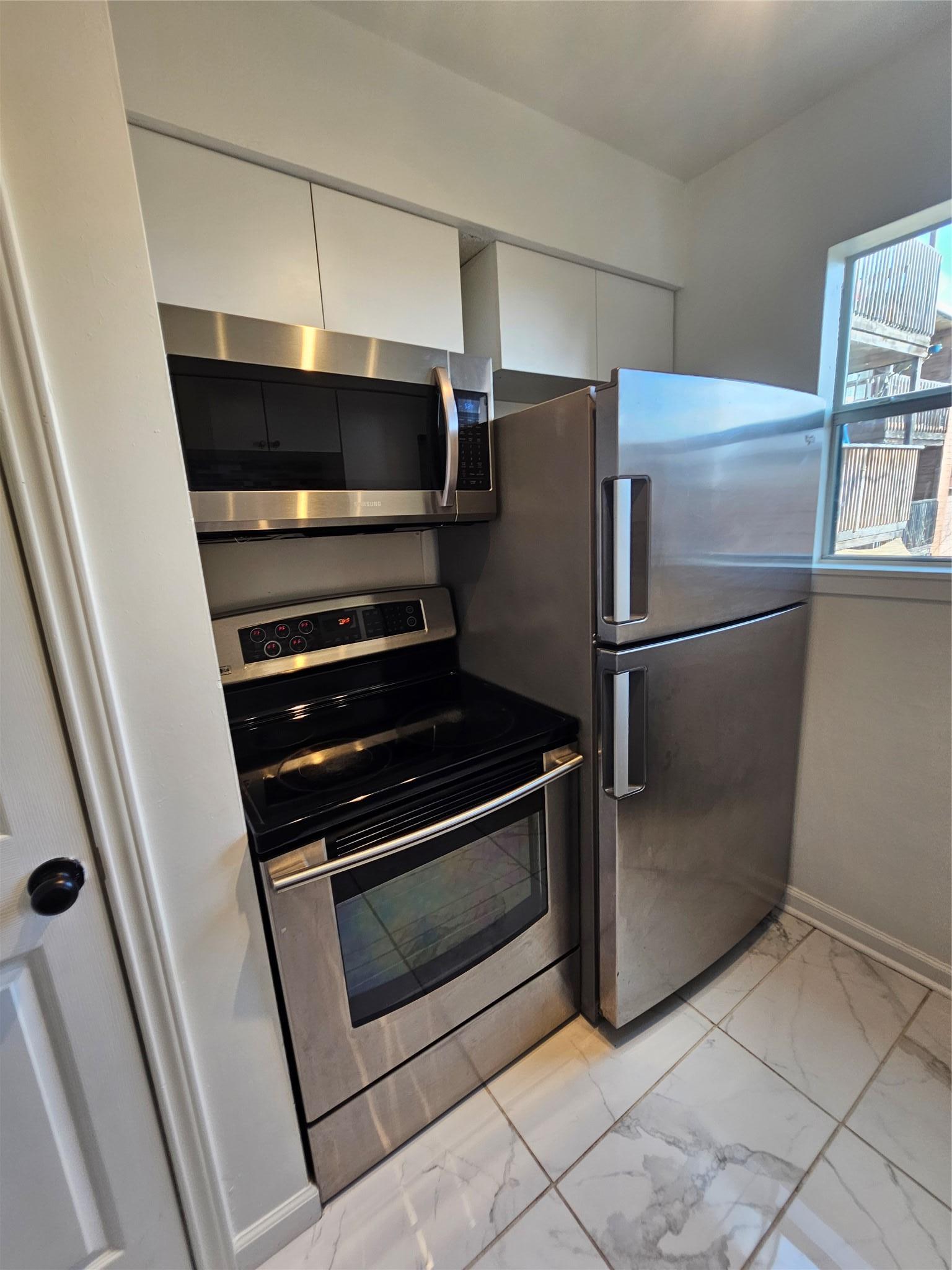 6903 Deatonhill Drive Austin TX 78745