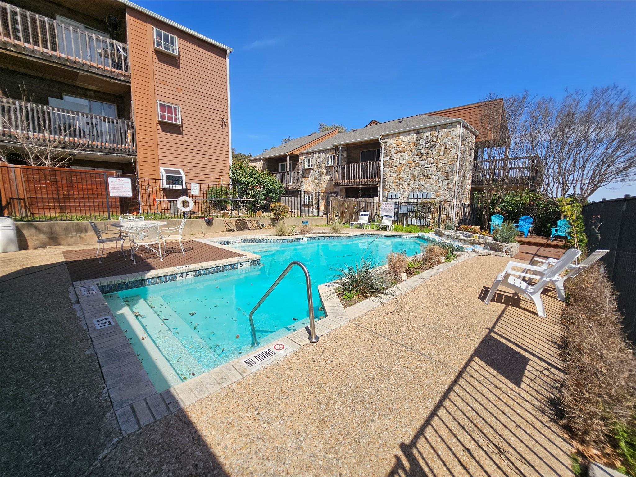 6903 Deatonhill Drive Austin TX 78745