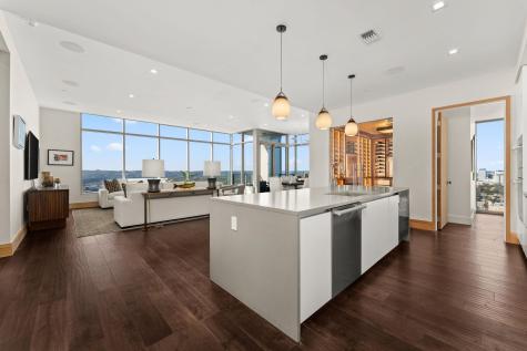 501 West Avenue Austin TX 78701