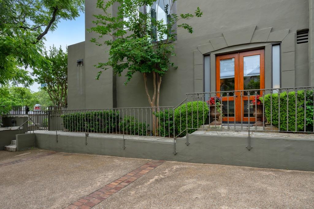 1111 W 12th Street Austin TX 78703