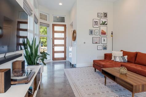 1177 Pandora Street Austin TX 78702