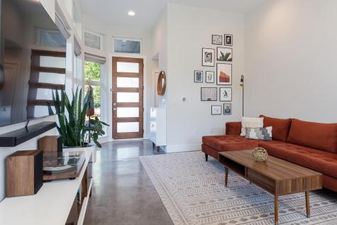 1177 Pandora Street Austin TX 78702