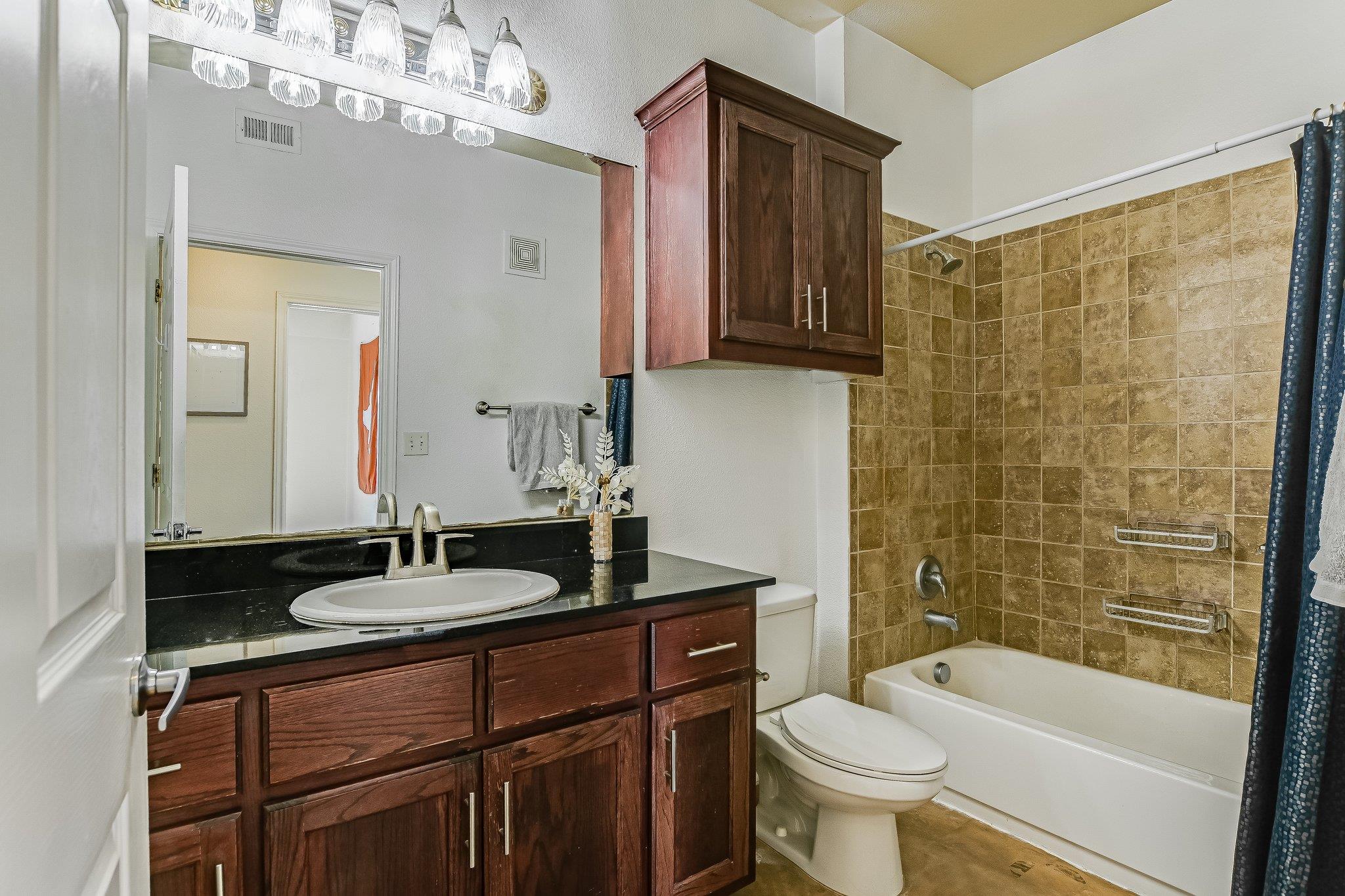 910 W 25th Street Austin TX 78705