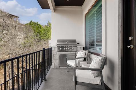 105 Cascading Water Place Lakeway TX 78734